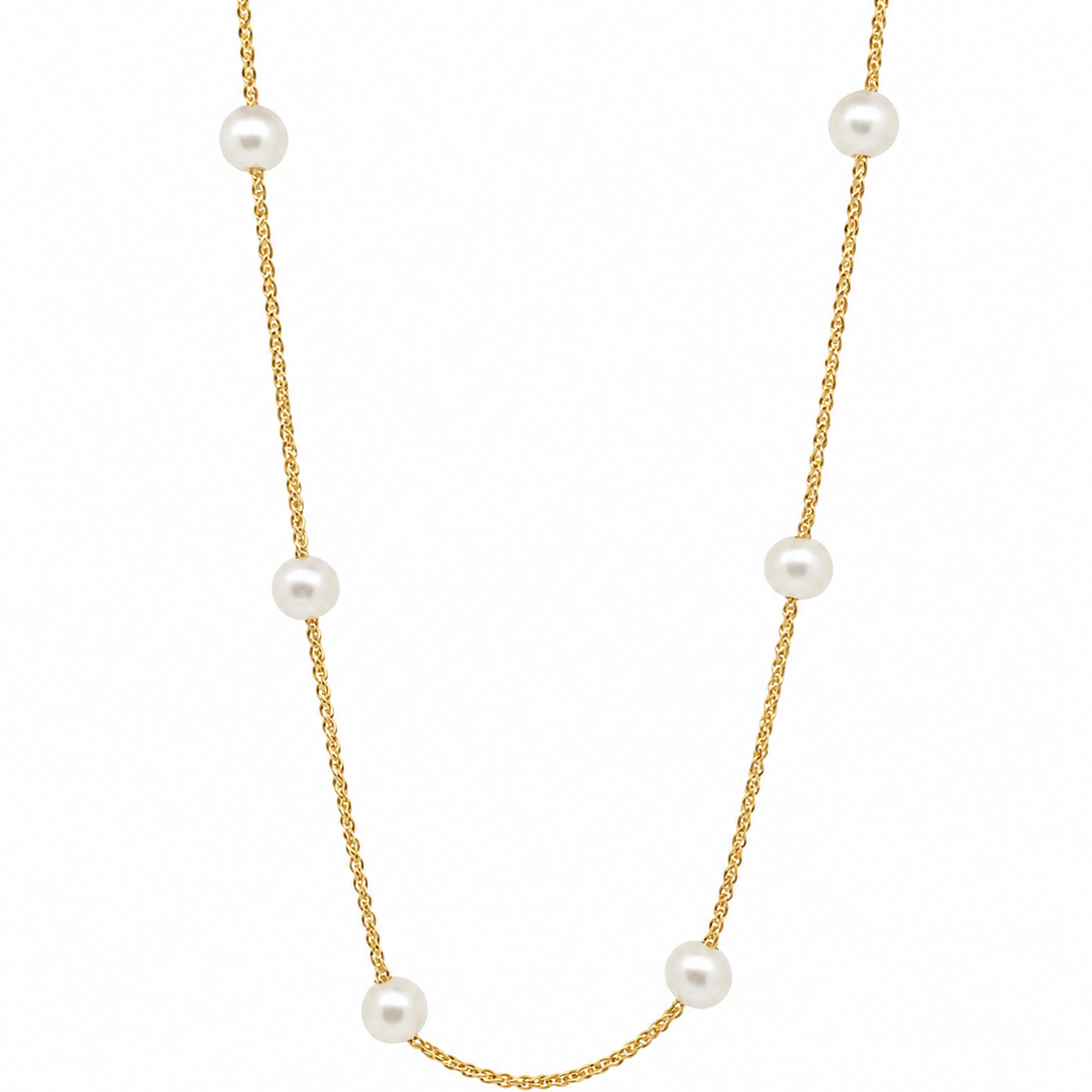 Pearl necklace on a gold vermeil chain